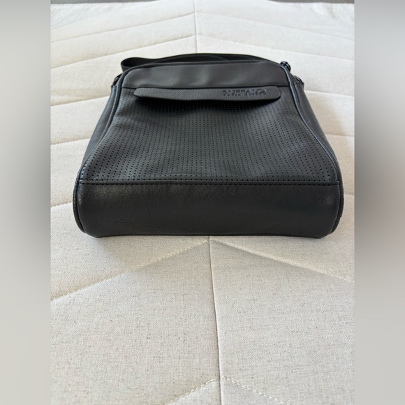 | NWOT | Buffalo | David Bitton | Shoulder / Crossbody Messenger Bag - Picture 4 of 13